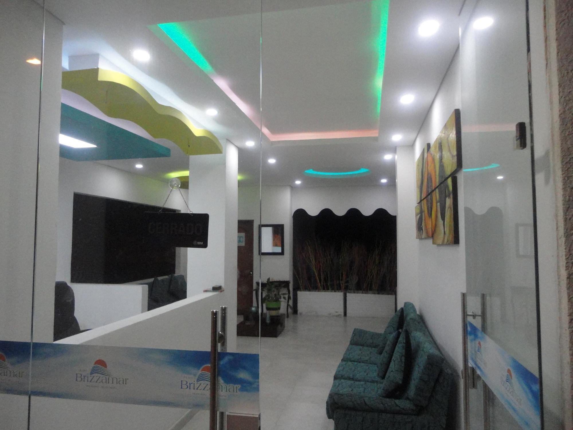 Brizzamar Hotel Santa Marta  Ngoại thất bức ảnh