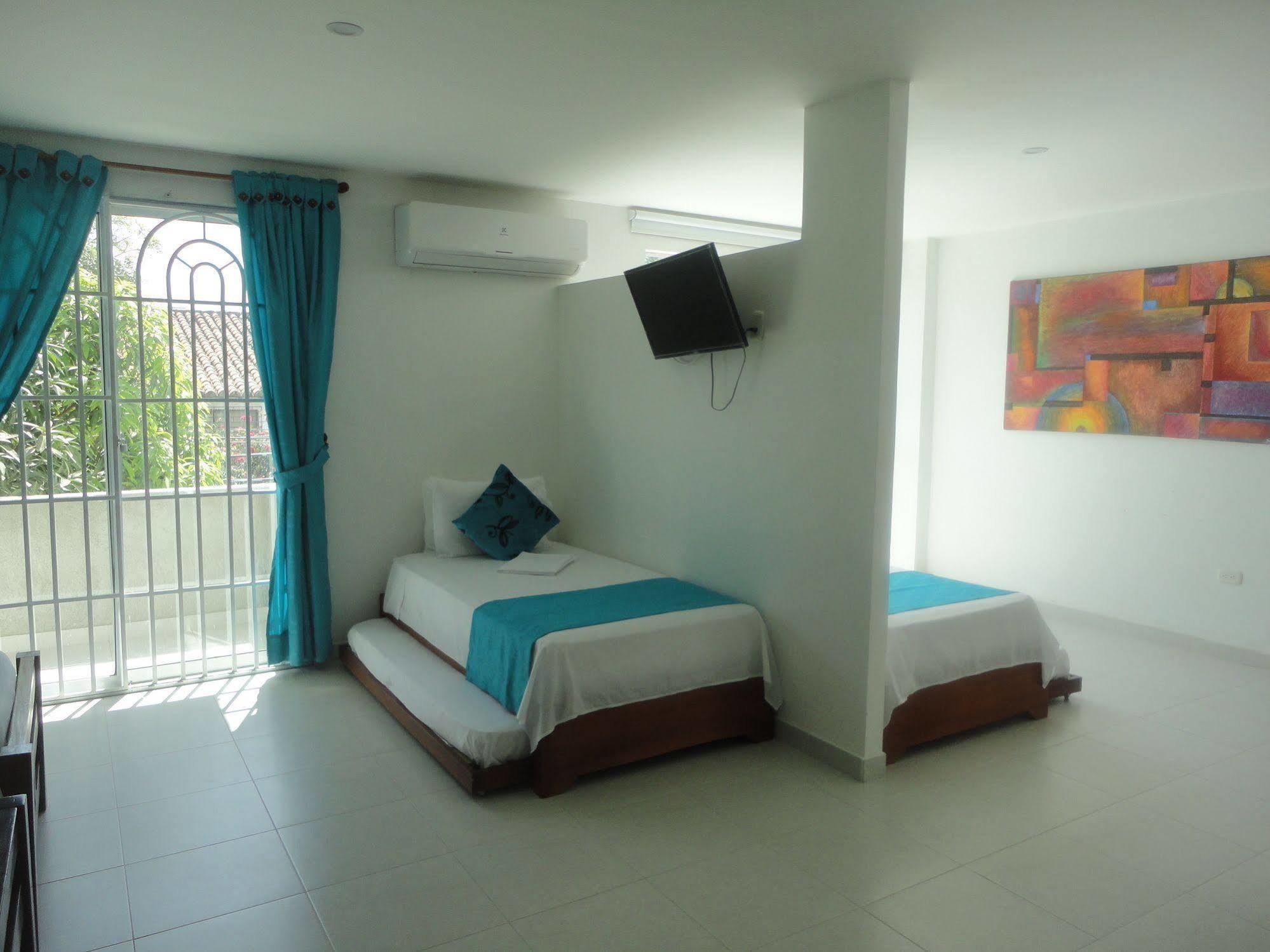 Brizzamar Hotel Santa Marta  Ngoại thất bức ảnh